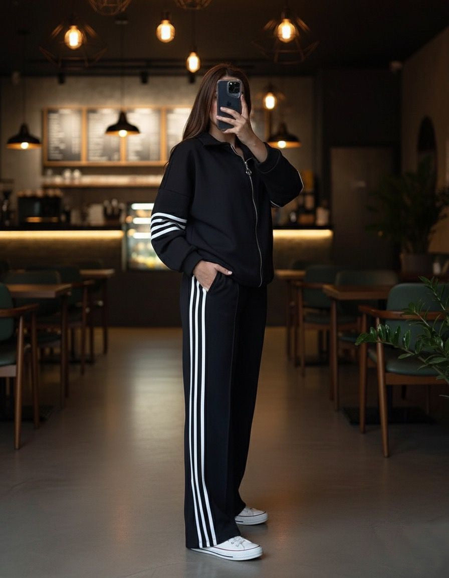 Snowline tracksuit