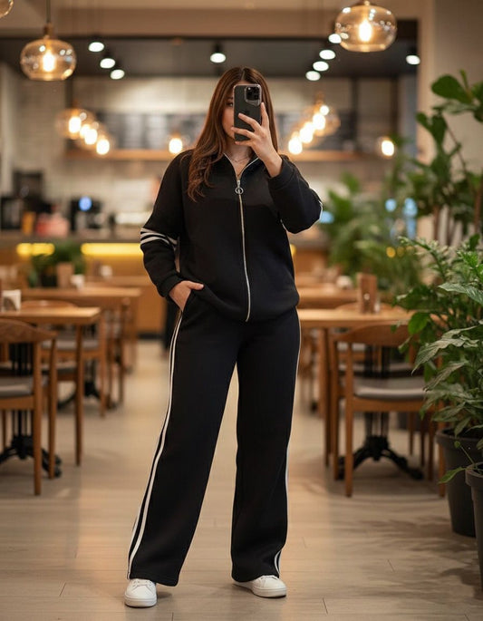 Snowline tracksuit