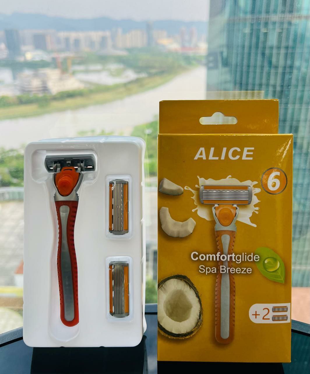 ماكينة حلاقة اليس كومفورت جلايد للنساء مع شفرات سداسية نعومة فورية بدون تهيج